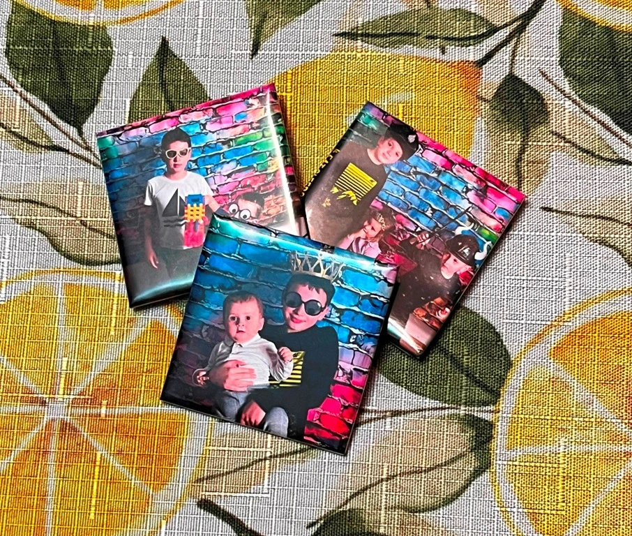 foto magnesy wykonane w trackcie wesela ze zrobionych zdjęć