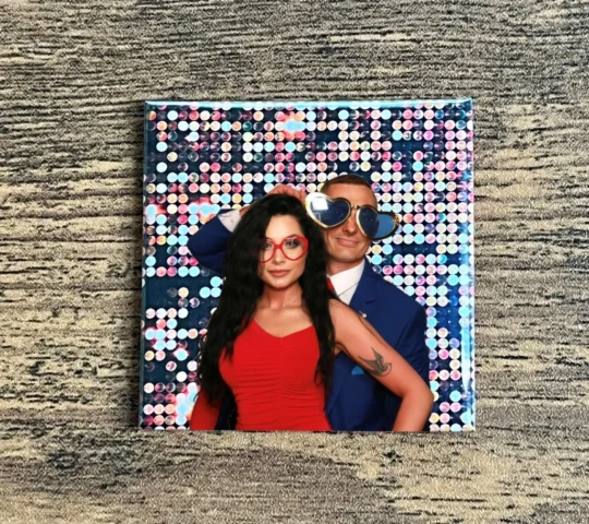 Foto magnesy na wesele Łańcut – zabawne zdjęcie z imprezy