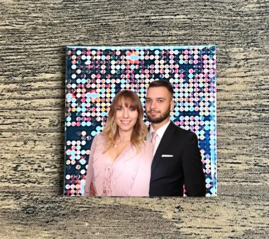 Foto magnesy na wesele Mielec – pamiątkowe zdjęcie w formie magnesu